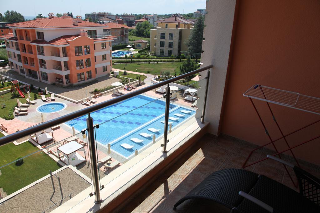 Apartment In St. Constantine And Helena St. Konstantin og Helena Eksteriør bilde